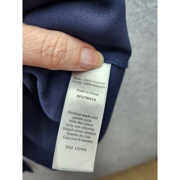 41 Hawthorn Womens Sleeveless Navy Top With Pink Floral Embroidery XL - Picture 3 of 4